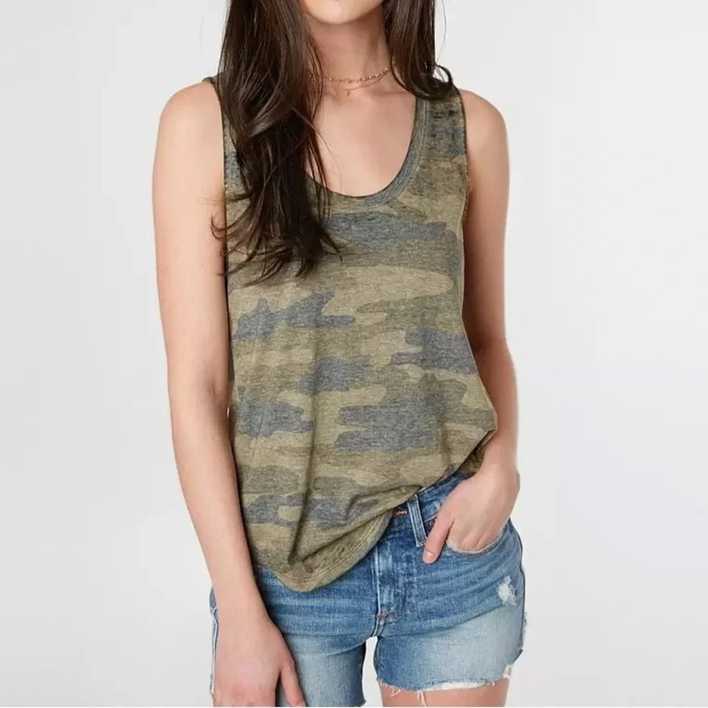 5/$25 Lucky Brand Burnout Camo Tank Top - Picture 1 of 6